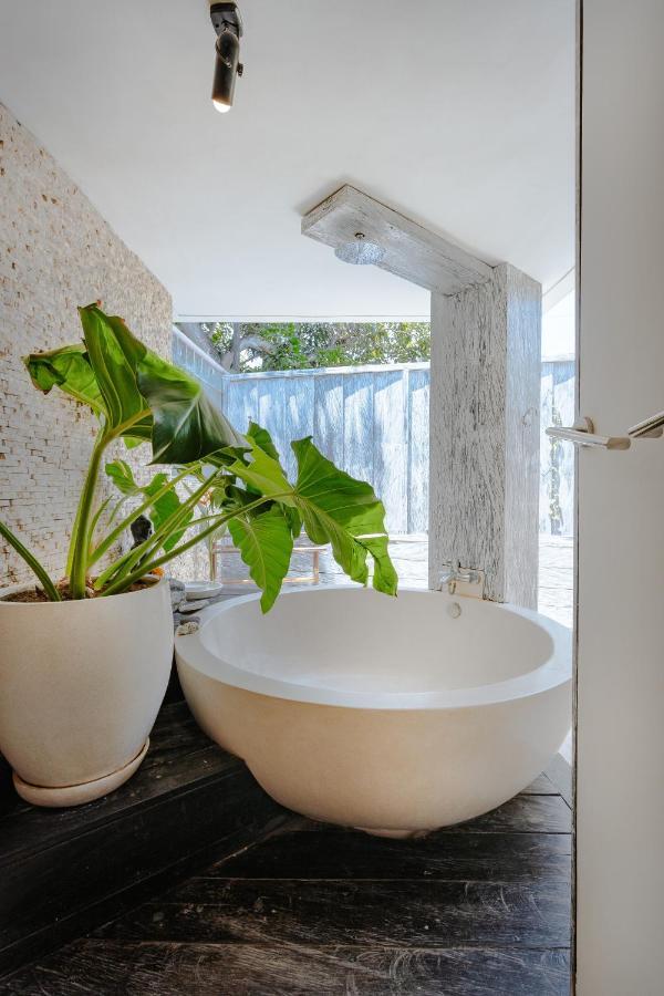 Umah Veluvana Canggu Exteriör bild
